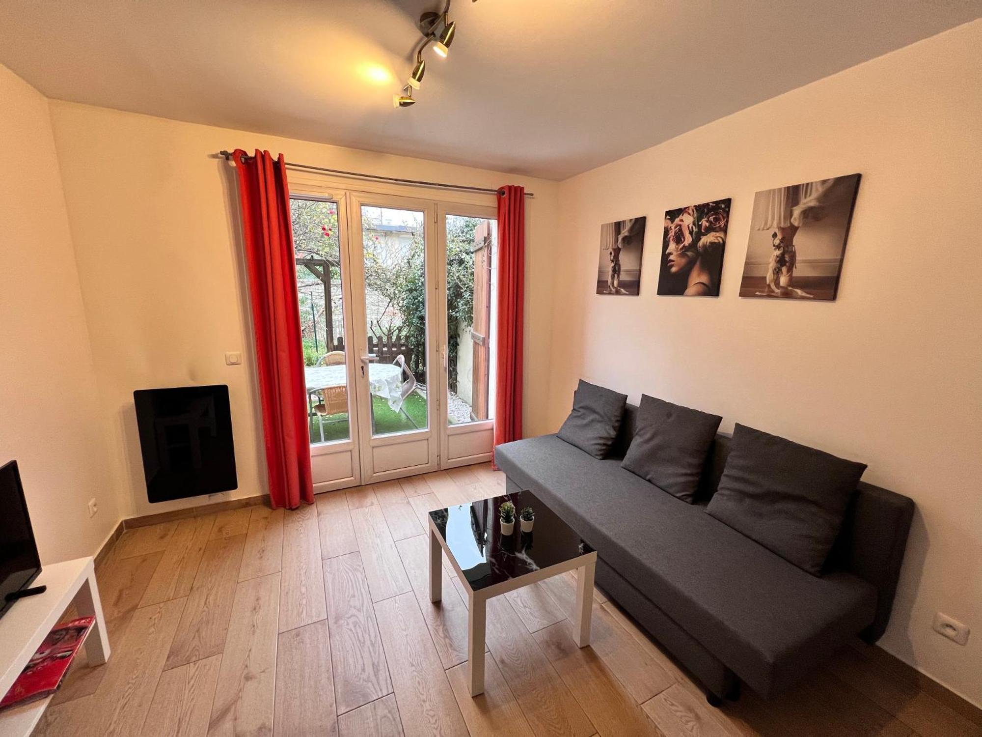 F2 Avec Terrasse Daire Saint-Denis  Dış mekan fotoğraf